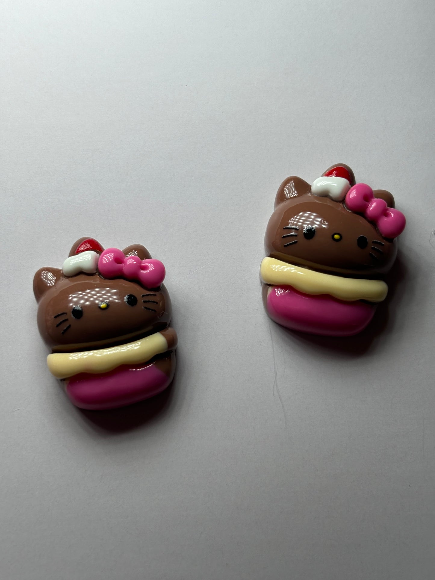 Hello akitty Chocolate Cupcake Charm 