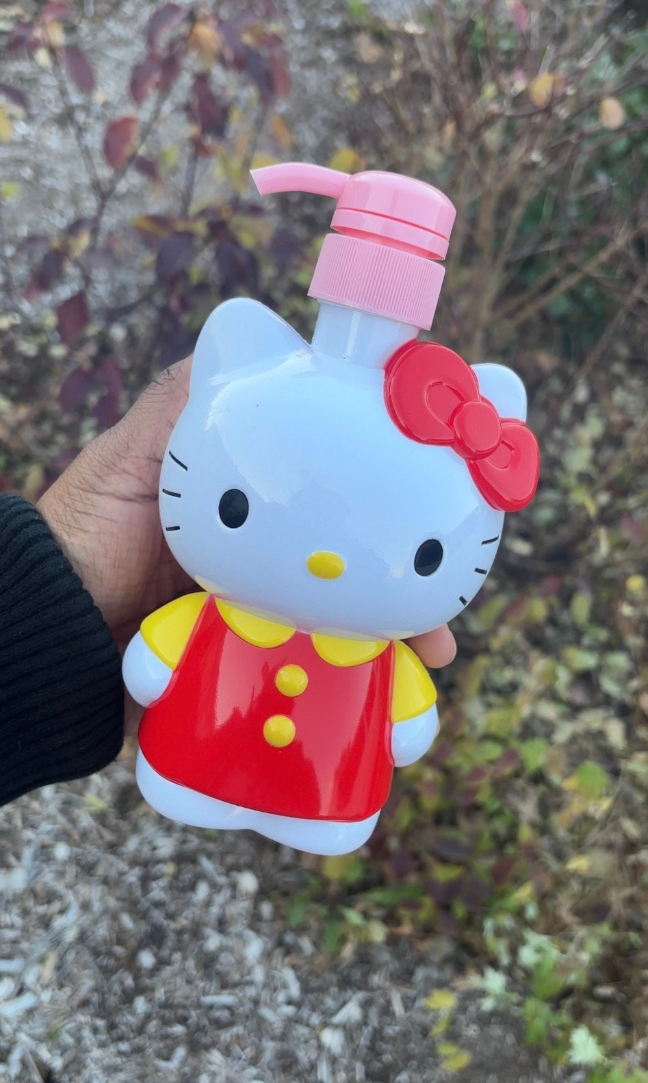 Hello Kitty Dispense Bottle Large