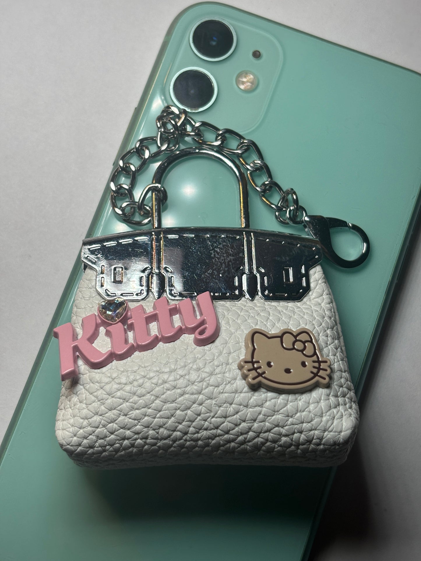 (Copy) Hello Kitty White Bag Keychain | Junk Case Charm