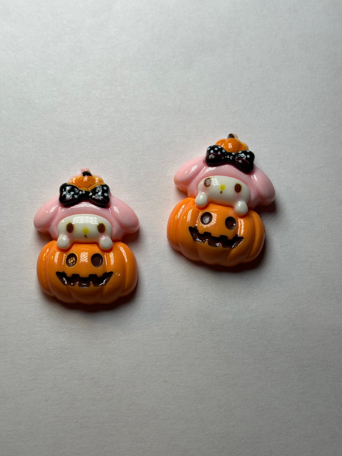My Melody Bow & Pumpkin Charm