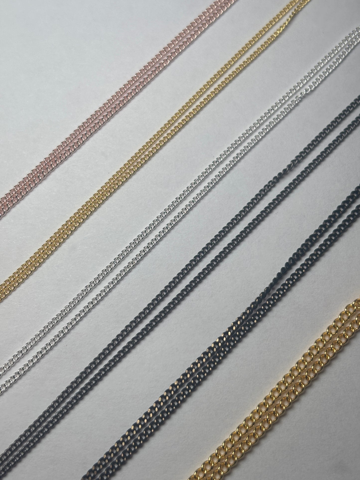 6 Grids/Pack Multi-colored Metal chains