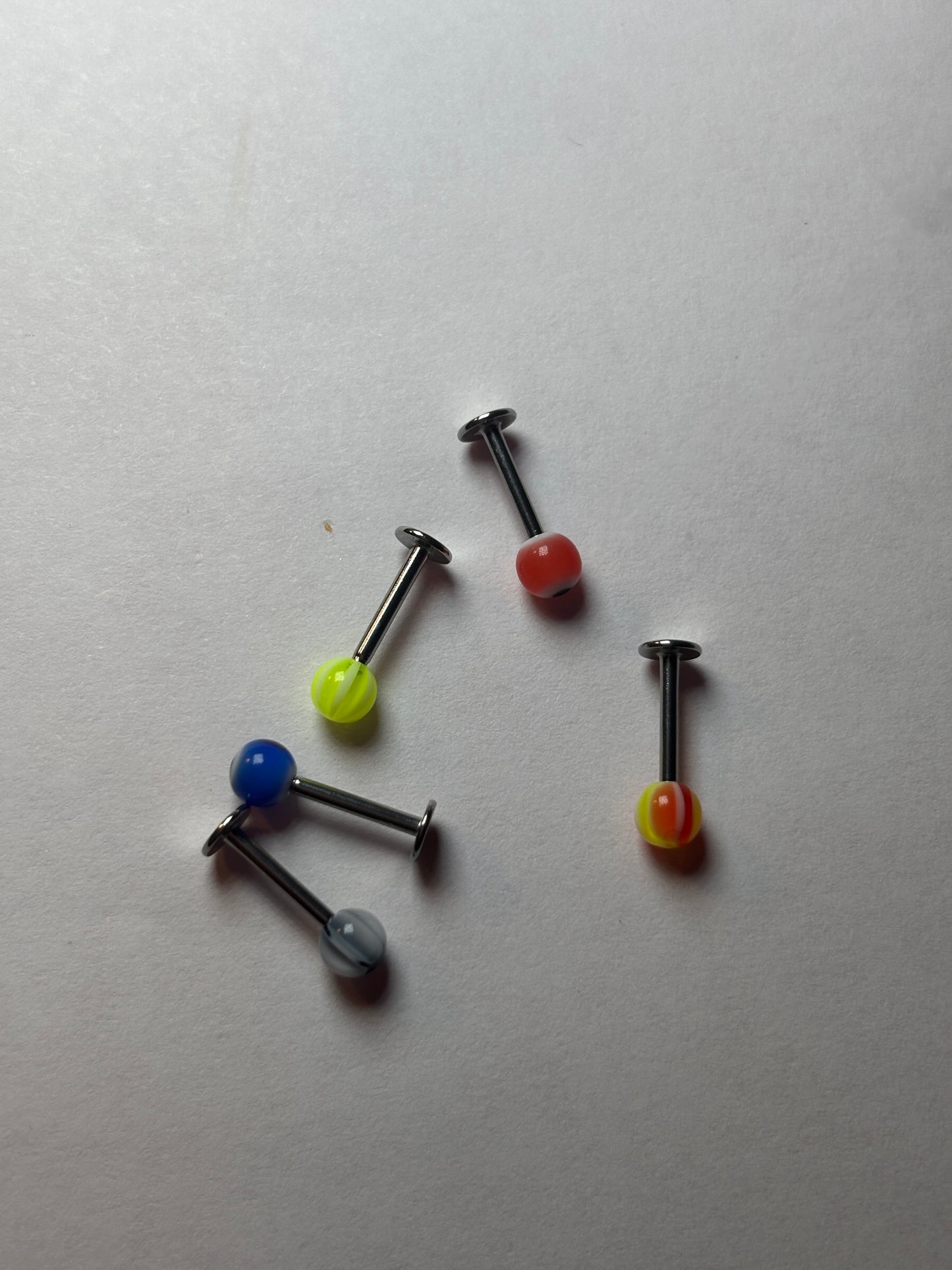 Marble short straight bar piercing