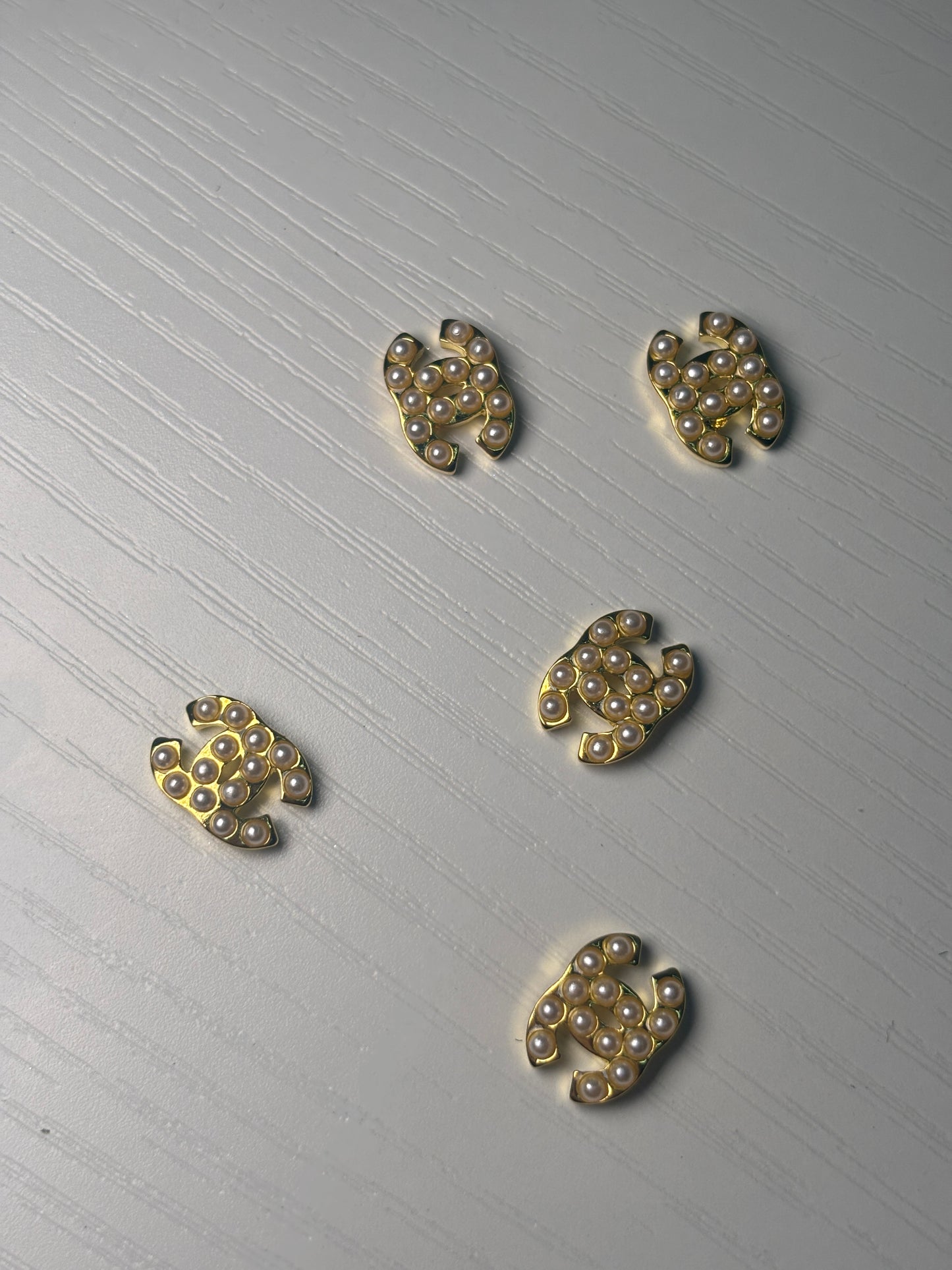 Designer Gold Pearl nail Charms ￼