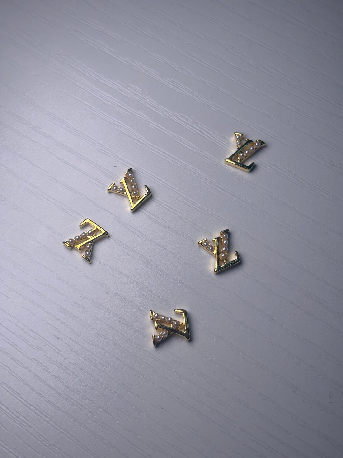 Designer Gold Pearl nail Charms ￼